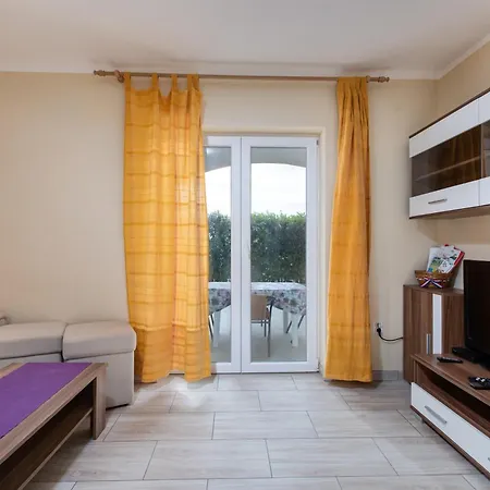 Apartament With Parking Space Punat, Krk - 24854 *